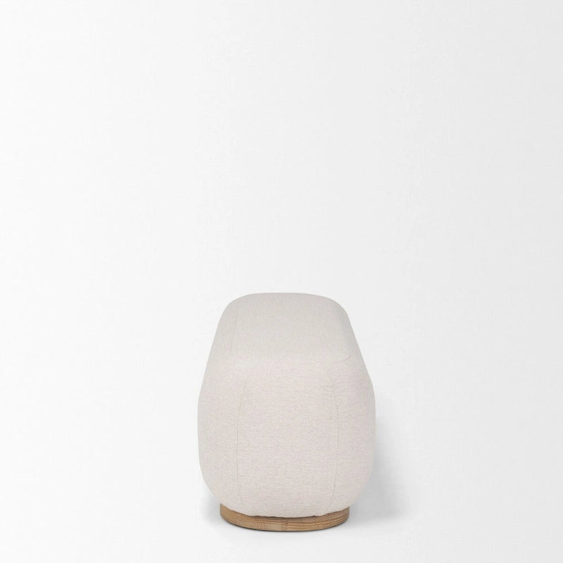 Panca oblunga in tessuto color crema con legno marrone chiaro